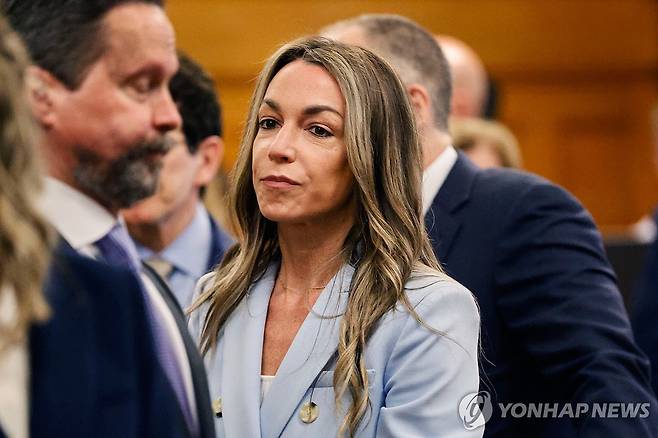 18일 법원 재판정에 앉아있는 캐런 리드 [Greg Derr/The Patriot Ledger/AP=연합뉴스. 재판매 및 DB 금지]