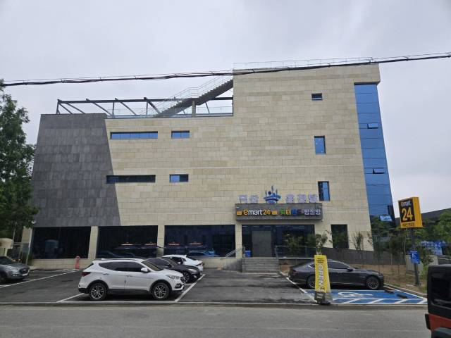 예산군 덕산온천관광지에 새롭게 문을 연 덕산온천탕 모습. 예산군 제공