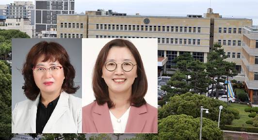 한봉순 행정국장(왼쪽), 문성인 제주도서관장&nbsp;
