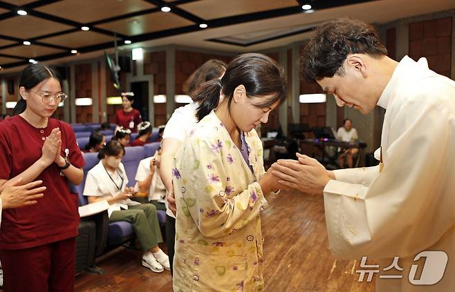 대전성모병원 간호사 손축복식(대전성모병원 제공) /뉴스1