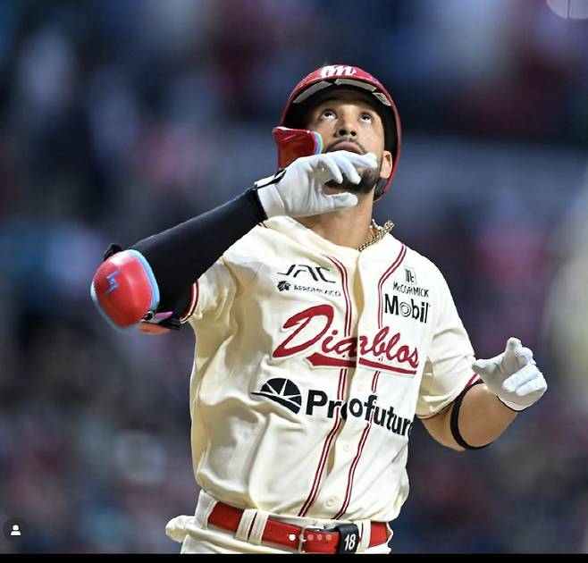 사진출처=루이스 리베라토 SNS