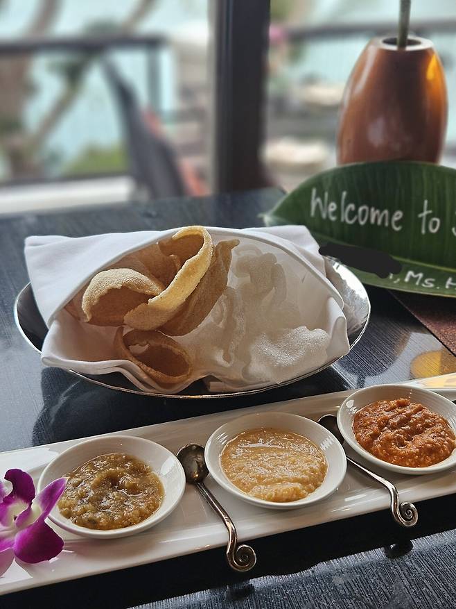 20250619_181101.jpg 코사무이 미슐랭 타이레스토랑 후기