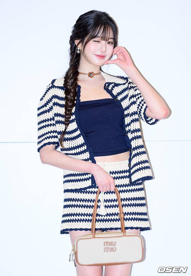 202506202146774982_6855582798ebb_1024x.jpg 오늘자 미우미우 아이브 장원영 기사사진