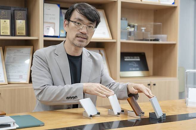 현재 차폐재는 알루미늄이 많이 쓰이는데, 스페이스앤빈은 특수 처리한 폴리이미드, 폴리에틸렌을 활용해 이를 대체한다 / 출처=IT동아