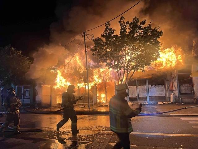 ▲ 지난 19일 강릉 옥계면 현내시장 내 식당 화재 현장.강릉소방서 제공