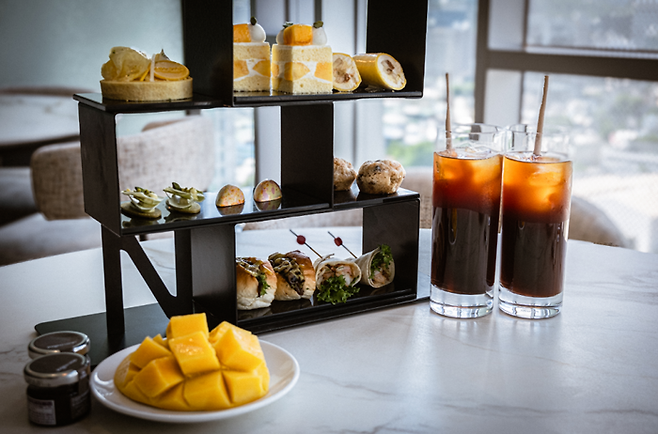 망고 & 트로피칼 애프터눈티 세트 / 사진=조형주 여행+ PD