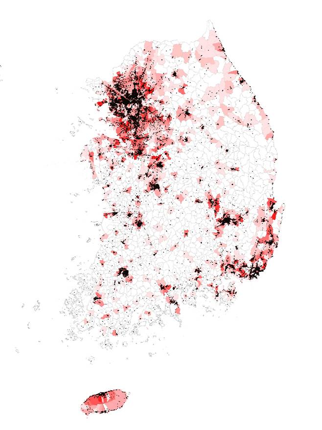 전국 무약촌(흰색 부분) 지도. 점으로 표시된 부분이 안전상비의약품 판매 편의점과 공공심야약국이 위치한 곳이고 흰색 부분이 행정동 내에 약국은 물론 공공심야약국, 안전상비의약품 판매편의점이 없는 의약서비스 공백지역 이다. 전국의 573개 읍·면·동(흰색)이 이런 무약촌에 해당한다. /자료=행정안전부, 대한약사회, 보건복지부 자료 재가공