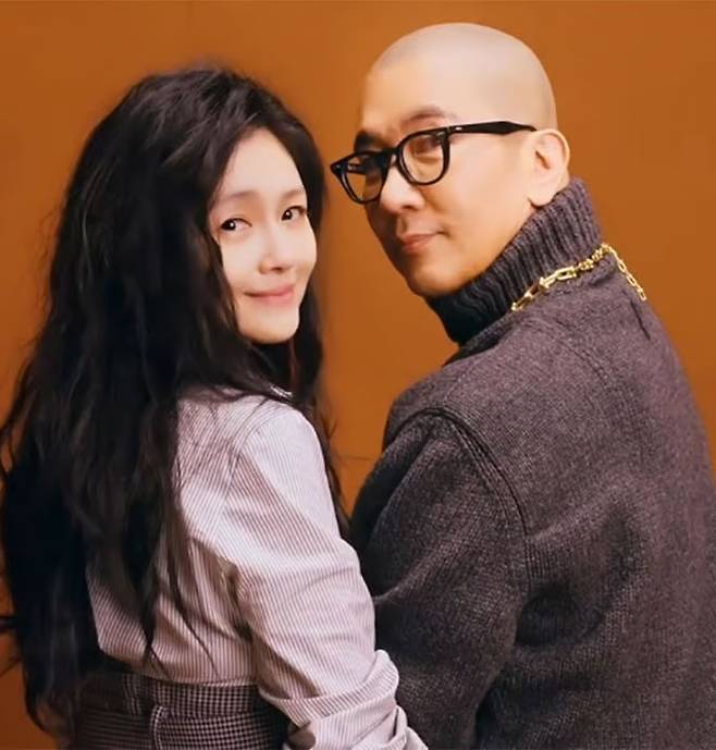 그룹 클론 구준엽이 아내 고(故) 서희원(徐熙媛·쉬시위안)이 잠든 금보산 근처 부동산 매물을 알아봤다는 목격담이 전해졌다./사진=쉬시위안 인스타그램