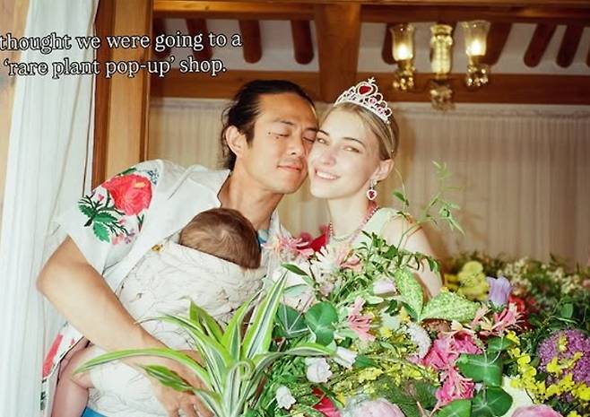 스테파니 미초바 소셜미디어