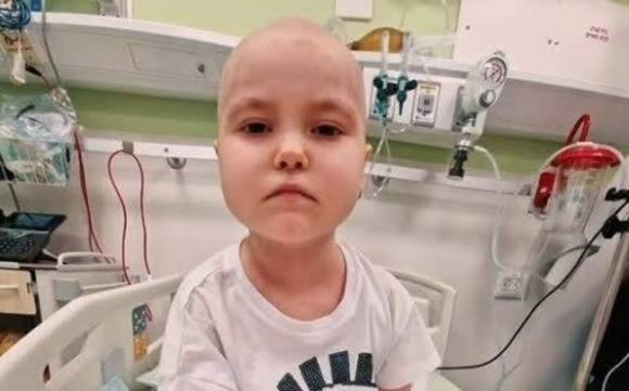 지난 13일 이란의 공습으로 숨진 우크라이나의 출신의 나스티아 부리크(7)