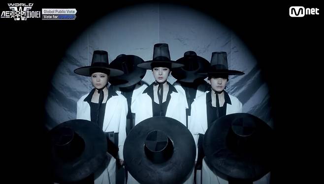 ▲ '스우파3' 범접 메가크루 미션. 출처| 메가크루 미션 영상 캡처