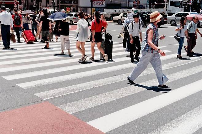 20일 일본 야마나시현 고후시는 평년보다 10도 높은 38.2도를 기록했고, 군마현은 37.7도, 시즈오카현은 37.6도까지 올랐다. 게티이미지