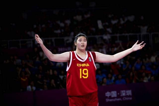 ‘여랑이’ 대한민국 입장에선 반가운 일은 아니다. 중국과 조별리그에서 만나게 된다. 박지수가 있어 든든하지만 일본조차 막아내지 못한 장쯔위의 괴력을 제대로 감당할 수 있을지는 알 수 없다. 사진=FIBA 제공