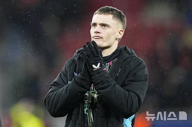 [레버쿠젠=AP/뉴시스] 잉글랜드 프로축구 프리미어리그(EPL) 리버풀에 입단한 플로리안 비르츠. 2025.01.29.