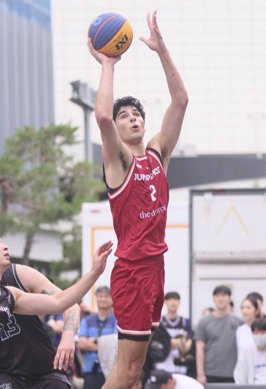 [사진] 관중들을 매료시킨 키우시스