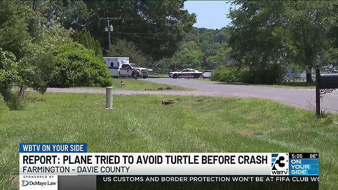 미 노스캐롤라이나 경비행기 추락 사고 [미 WBTV 화면. 재판매 및 DB 금지]