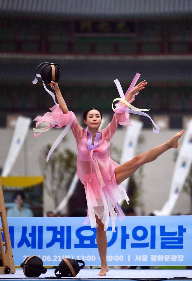 박지윤 원장의 엘라스코 활용 공연 [촬영 이동칠]