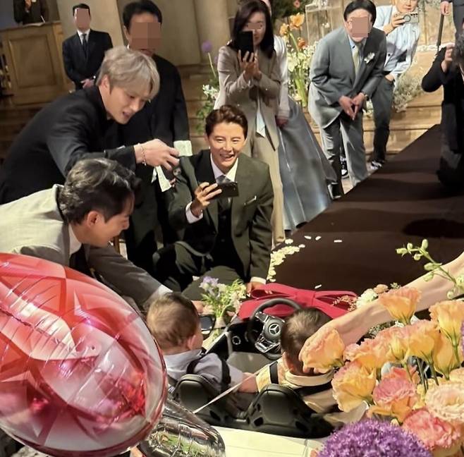 김준수, 김재중. 사진 | 온라인 커뮤니티