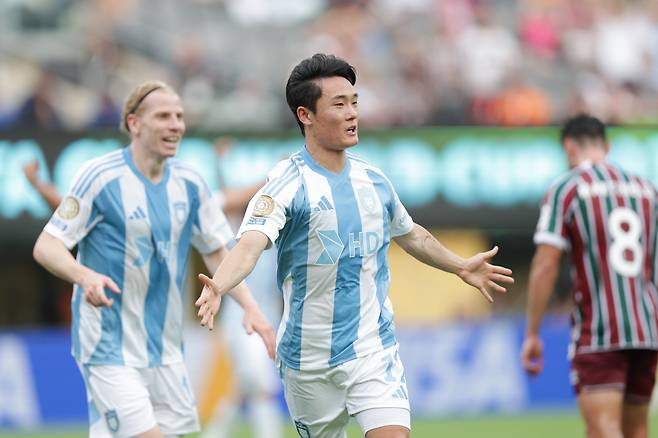 메트라이프 스타디움(뉴저지, 미국)/ 2025 피파 클럽월드컵/ 2차전/ 플루미넨시FC vs 울산HDFC/ 울산 단체/ 사진 김정수