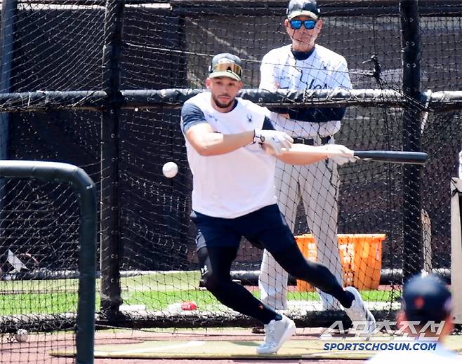 첫 시작은 항상 번트 훈련으로