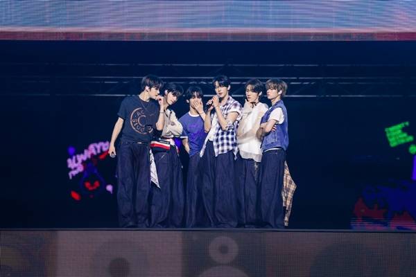 그룹 투어스(지훈, 신유, 한진, 도훈, 영재, 경민) ⓒ플레디스