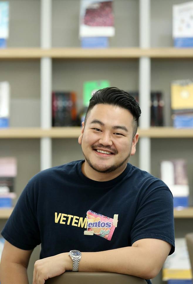 소설가 박상영.