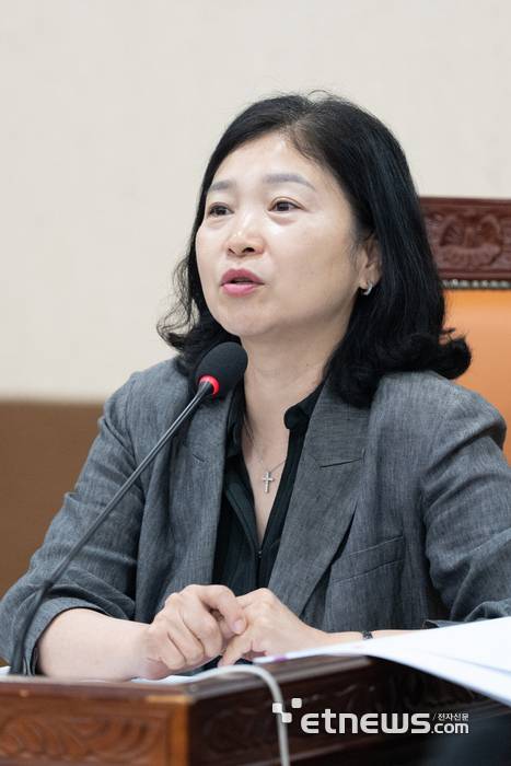 유경희 인천시의회 문화복지위원회 위원장.