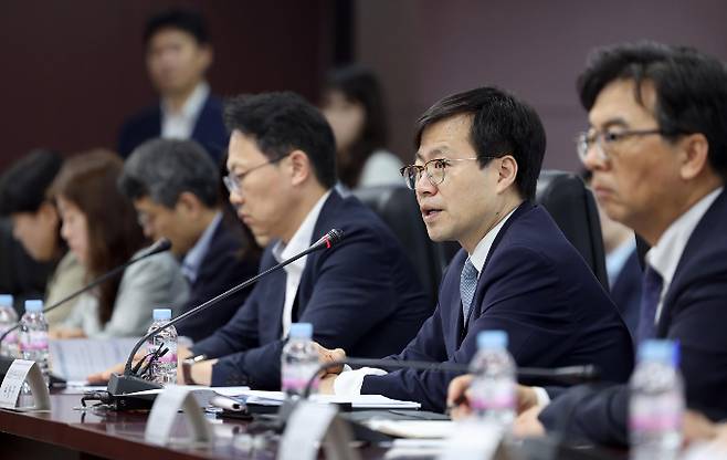 여한구 산업통상자원부 통상교섭본부장이 미국 출장길에 오른다. 사진은 여 본부장이 최근 서울 종로구 한국무역보험공사에서 열린 제46회 통상추진위원회에 나섰던 모습. /사진=산업통상자원부