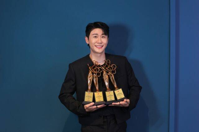 영탁 / 어비스컴퍼니