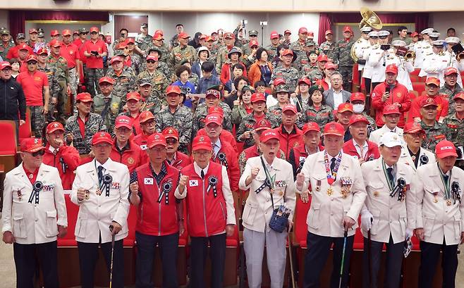 양구 도솔산 전투 참전용사들 [촬영 양지웅]