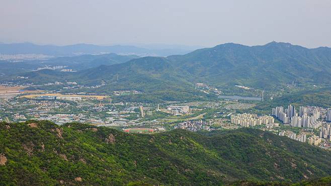 서울시와 경계 조정 대상 지자체 중 한 곳인 과천시내 전경. 사진=과천시