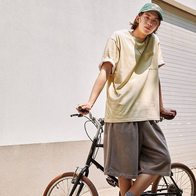 이랜드 스파오, 오세일(O!SALE!) 캠페인 관련 화보. ⓒ이랜드