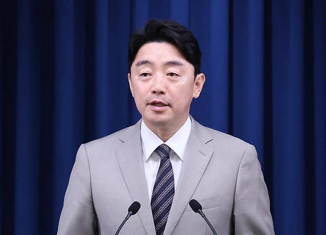 강훈식 대통령 비서실장이 15일 서울 용산구 대통령실 청사에서 인선 관련 브리핑을 하고 있다. 2025.6.15/뉴스1 ⓒ News1