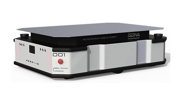 아이엠로보틱스의 1000㎏ 가반하중을 가진 자율이동로봇(AMR) 'ISONA M1000'.