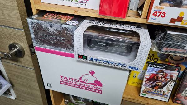 오 메가CD 피규어! 메가드라이브 미니와 함께 비치하면 멋이 철철 흘러 넘친다