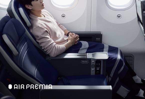 에어프레미아가 7월1일부터 자사의 시그니처 클래스인 '프리미엄 이코노미'의 명칭을 '와이드 프리미엄'으로 변경한다. [사진=에어프레미아]