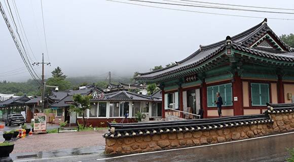 점심식사 장소인 상당산성 한옥마을. [사진=윤재원 기자]