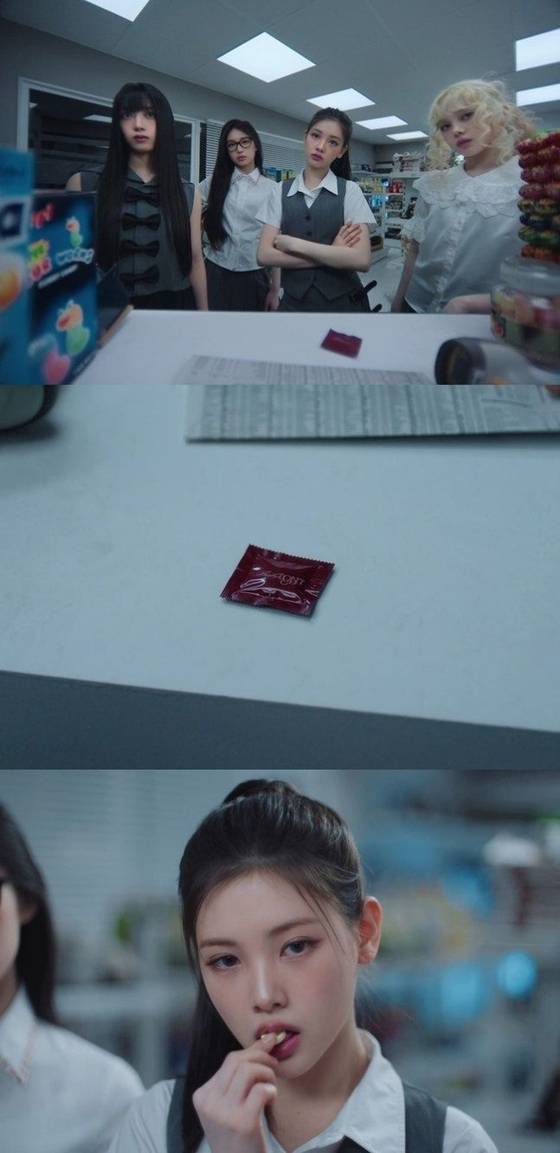 신인 그룹 베이비돈크라이 데뷔곡 티저 영상에서 성적 대상화 논란으로 삭제된 장면. 피네이션 영상 켑처