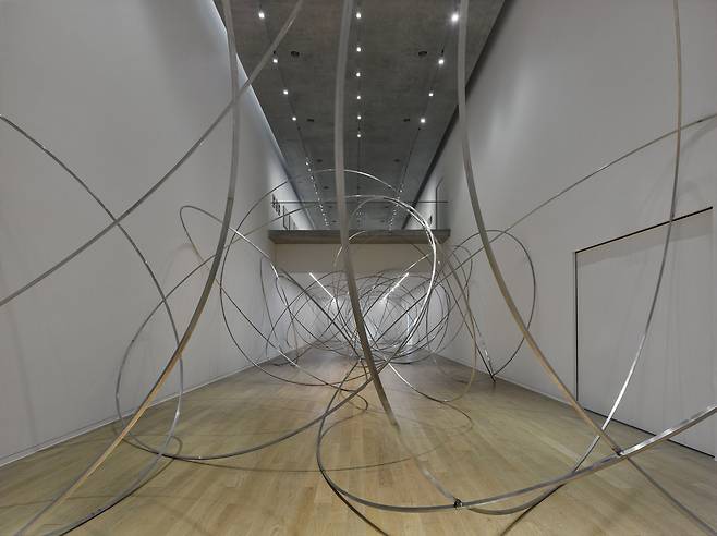 강원 원주시 뮤지엄산에 열리는 안토니 곰리 개인전 ‘DRAWING ON SPACE’에 전시된 안토니 곰리의 ‘Orbit Field Ⅱ’. 뮤지엄산 제공