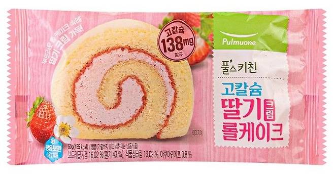 [서울=뉴시스] 식품의약품안전처는 경기도 안양시에 있는 식품제조·가공업체인 마더구스가 제조하고 풀무원 계열사인 푸드머스가 유통·판매한 '고칼슘 딸기크림 롤케이크'와 '고칼슘 우리밀 초코바나나빵'에서 식중독균인 살모넬라균이 검출돼 해당 제품을 판매 중단한다고 5일 밝혔다. (사진=식약처 제공) 2025.06.05. photo@newsis.com *재판매 및 DB 금지