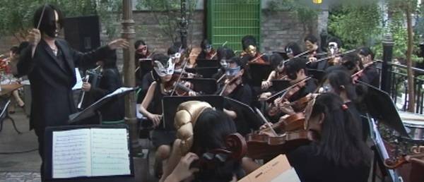 총체극단 ‘여집합’의 총체극 ‘로미오 앤 줄리엣’의 연주 모습. 여집단 제공