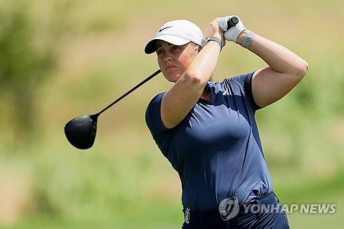 스타르크의 티샷. [AFP/게티이미지=연합뉴스]