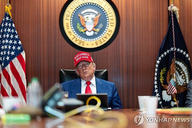 이란 공습 당시 백악관 상황실의 트럼프 미국 대통령 [AFP 연합뉴스 자료사진. 재판매 및 DB 금지]