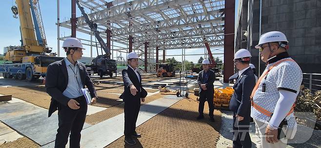 24일 김학홍 경북부지사는 2025년 APEC 정상회의 개최를 앞두고 국제미디어센터,예술의 전당 등 준비 현장을 방문해 추진 상황을 점검했다 ⓒ News1 김대벽기자