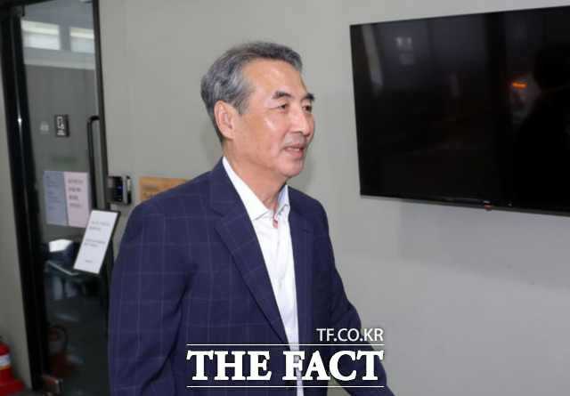 김건희 여사의 여러 의혹을 수사하는 민중기 특별검사(특검)가 24일 김 여사 의혹 관련 법리 검토와 수사 계획 수립을 준비 중이라고 밝혔다. /뉴시스