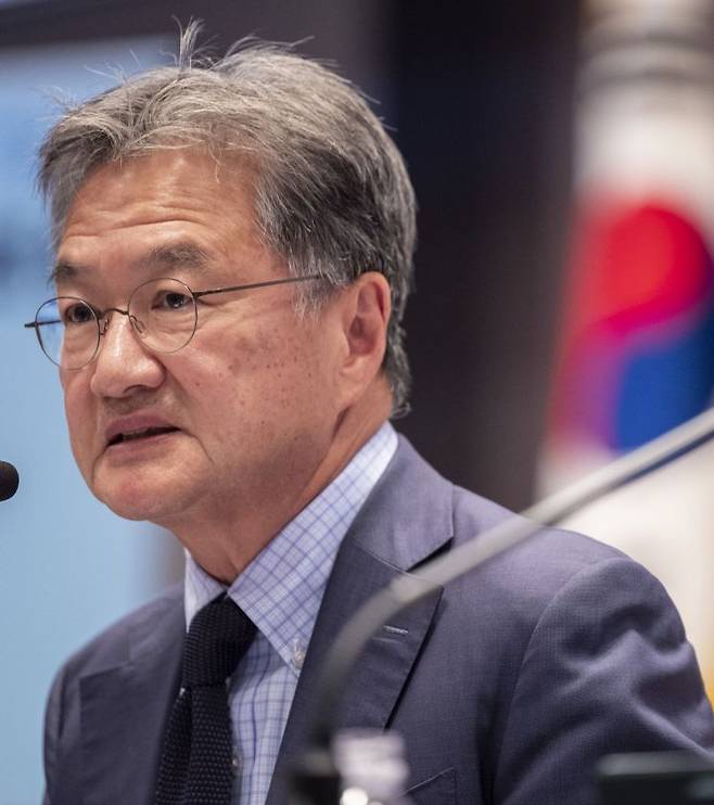 조셉 윤 주한 미국 대사대리가 24일 서울 중구 프레스센터에서 한국언론재단이 한ㆍ미 외교 관계 전망과 과제를 주제로 개최한 KPF 초청 세미나에 참석해 발언하고 있다. 2025.6.24 연합뉴스