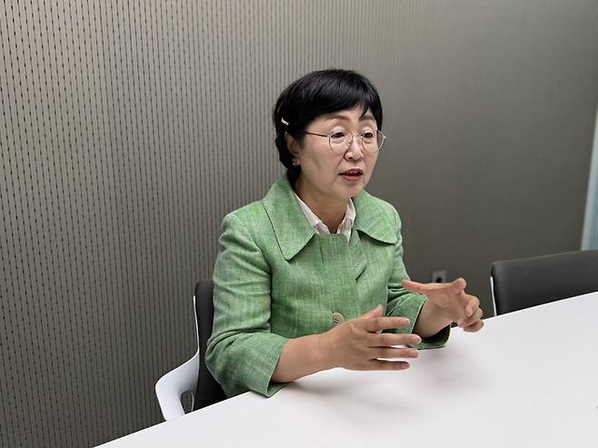 조숙경 켄텍 교수가 에듀플러스 본사에서 인터뷰 하고 있다. (사진=우단우 PD)