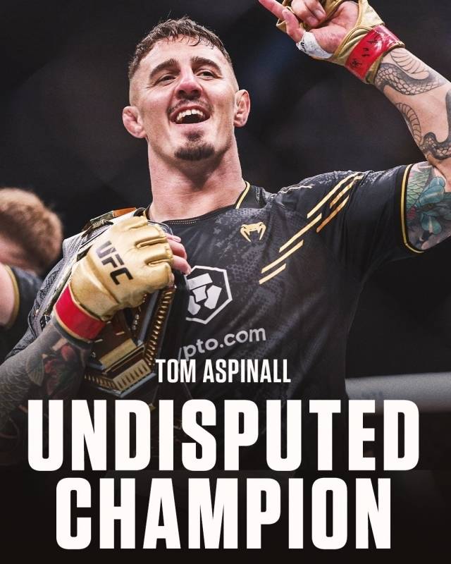 아스피날은 존스의 은퇴와 함께 UFC 헤비급 챔피언으로 승격했다. 사진=X