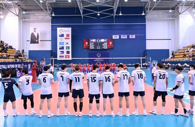 경기 시작 전 도열한 한국 선수단./AVC