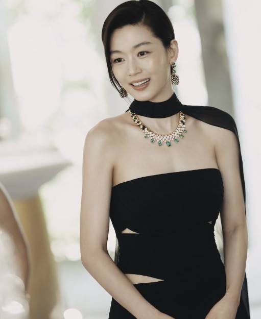 피아제 공식 계정 캡처